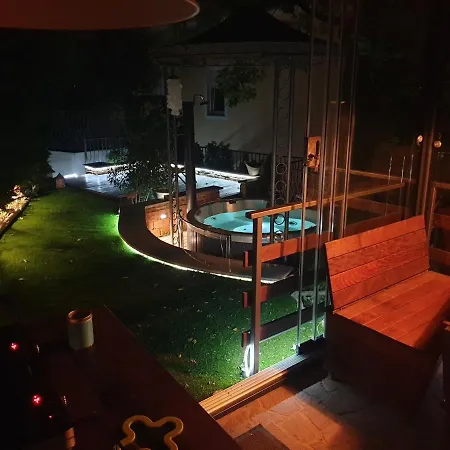 Campsite Lu Glamp